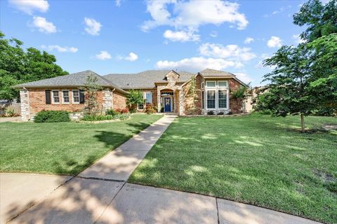 Single Family Residence in Oklahoma City OK 4200 NW 147th Street.jpg