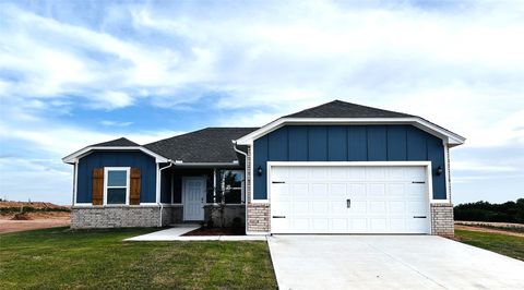 Single Family Residence in El Reno OK 8248 Bluestem Trail.jpg