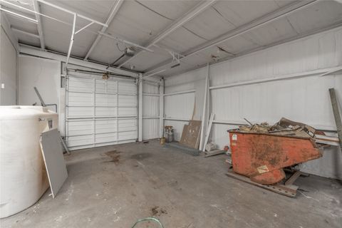 Warehouse in Oklahoma City OK 712 N Virginia Avenue 4.jpg