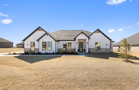 Single Family Residence in Blanchard OK 2249 Jackson Lane.jpg