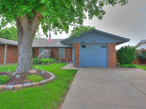 Duplex in Oklahoma City OK 8305 S Brookline Place.jpg