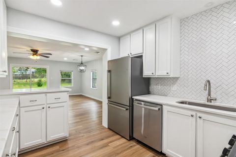 Single Family Residence in Oklahoma City OK 1436 NW 97th Street.jpg