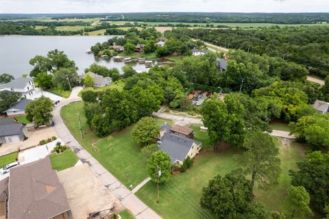 Single Family Residence in Arcadia OK 80 E Shore Drive 9.jpg