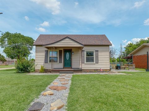 Single Family Residence in Kingfisher OK 901 S 11th Street.jpg