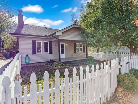 Single Family Residence in Oklahoma City OK 616 NW 35th Street.jpg