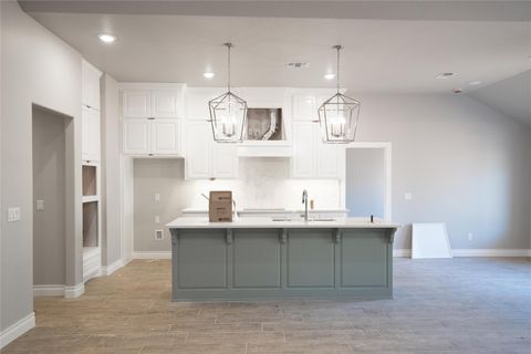 Single Family Residence in Choctaw OK 13129 NE 8th Street.jpg