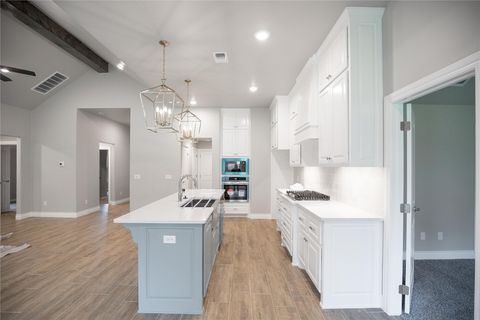Single Family Residence in Choctaw OK 13129 NE 8th Street.jpg