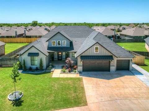 Single Family Residence in Oklahoma City OK 3805 Bridge Wood Lane.jpg