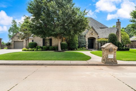 Single Family Residence in Edmond OK 6424 Oak Heritage.jpg