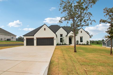 Single Family Residence in Guthrie OK 3072 Road Runner Court.jpg