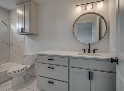 Duplex in Oklahoma City OK 1021 NE 18 Street 1.jpg