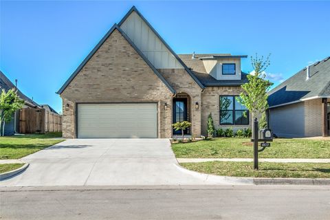 Single Family Residence in Oklahoma City OK 6613 NW 147th Street.jpg