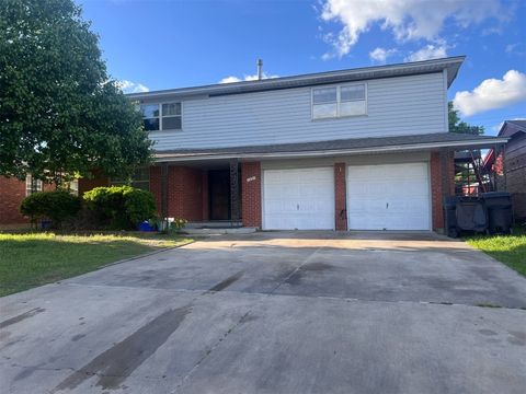 Single Family Residence in Oklahoma City OK 1321 SW 62nd Street.jpg