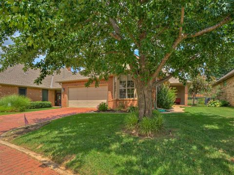 Single Family Residence in Edmond OK 3924 Prairie Hill Court.jpg