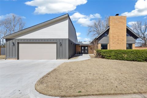 Single Family Residence in Oklahoma City OK 7000 N Omaha Avenue.jpg