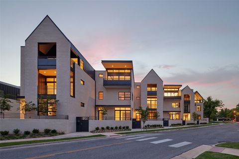 Townhouse in Oklahoma City OK 1203 N Dewey Avenue.jpg