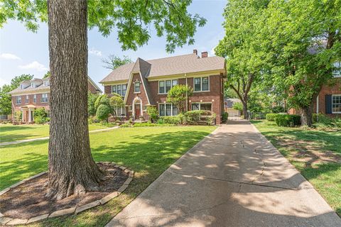 Single Family Residence in Oklahoma City OK 1527 NW 35th Street.jpg