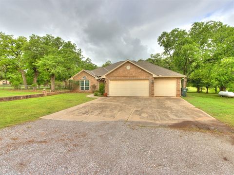 Single Family Residence in Edmond OK 10675 S Western Avenue.jpg