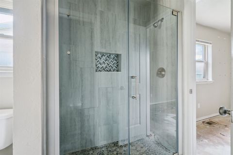 Single Family Residence in Oklahoma City OK 13609 Inverness Avenue 34.jpg