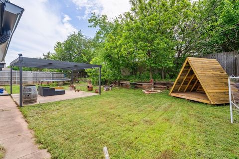 Single Family Residence in Oklahoma City OK 13609 Inverness Avenue 49.jpg