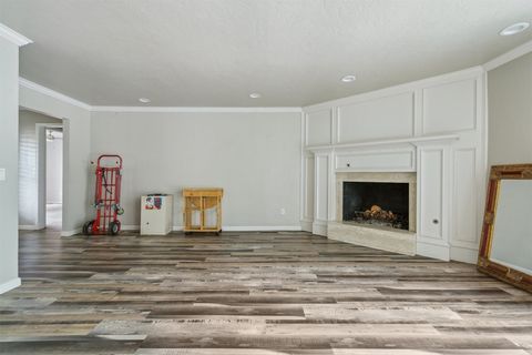 Single Family Residence in Oklahoma City OK 13609 Inverness Avenue 4.jpg