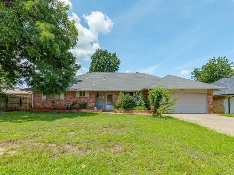 Single Family Residence in Oklahoma City OK 6609 N Libby Avenue.jpg
