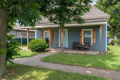 Single Family Residence in El Reno OK 111 N Admire Avenue.jpg