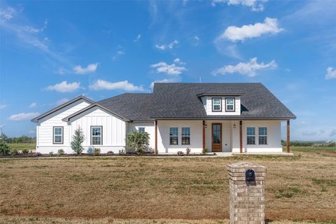 Single Family Residence in Guthrie OK 623 Mustard Seed Road.jpg