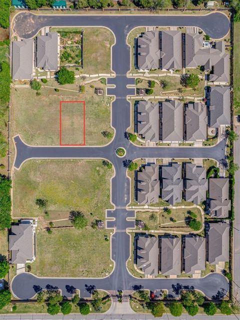 Unimproved Land in Midwest City OK 9231 Joan Drive.jpg
