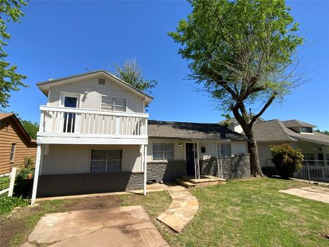 Single Family Residence in Oklahoma City OK 1237 NW 98th Street.jpg