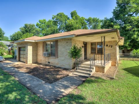 Single Family Residence in Oklahoma City OK 817 SW 52nd Street.jpg