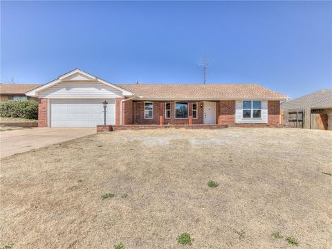 Single Family Residence in Oklahoma City OK 5613 NW 115th Street.jpg