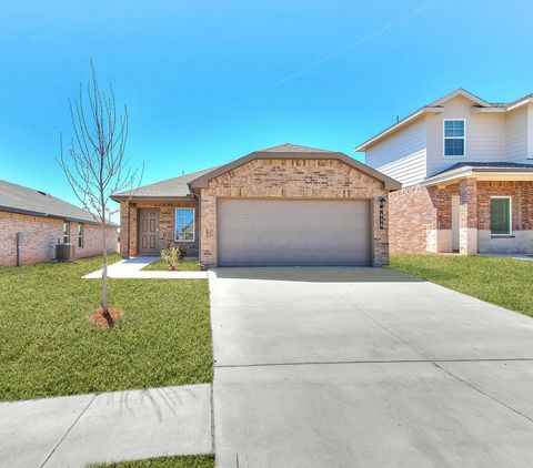 Single Family Residence in Oklahoma City OK 609 NE 106th Street.jpg