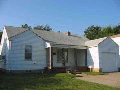 Single Family Residence in Oklahoma City OK 3016 NW 28th Street.jpg
