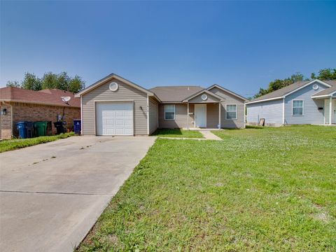 Single Family Residence in Oklahoma City OK 1419 NW 98th Street.jpg