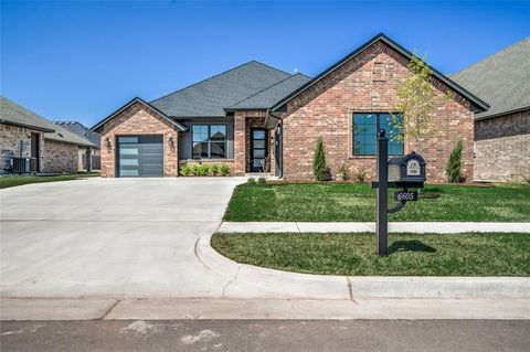 Single Family Residence in Oklahoma City OK 6605 NW 145th Street.jpg