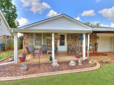 Single Family Residence in Del City OK 3900 Chetwood Drive.jpg