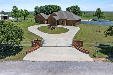 Single Family Residence in Pocasset OK 1415 County Street 2802.jpg