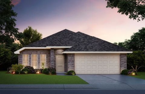 Single Family Residence in Midwest City OK 2554 Turtle Way.jpg