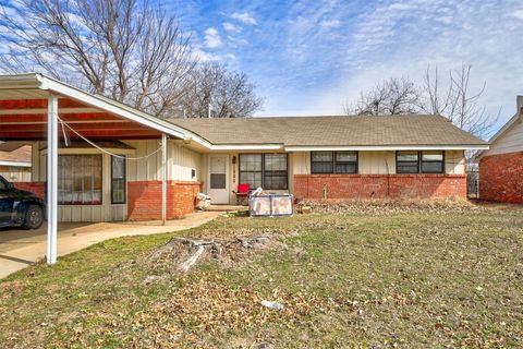 Single Family Residence in Oklahoma City OK 1008 Juniper Avenue.jpg