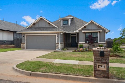 Single Family Residence in Edmond OK 17817 Morning Sky Court.jpg