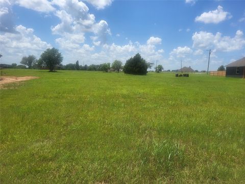 Unimproved Land in Tuttle OK 1102 County Street 2958.jpg