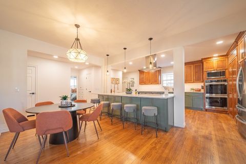 Single Family Residence in Oklahoma City OK 1017 Dean Place.jpg