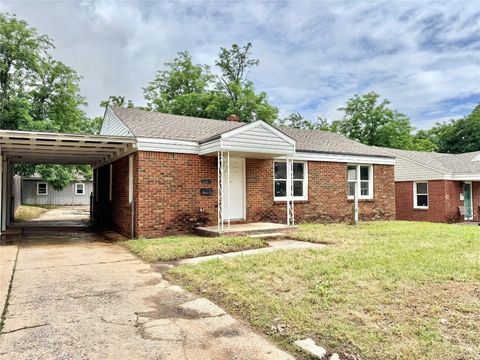 Single Family Residence in Oklahoma City OK 2349 NW 33rd Street.jpg