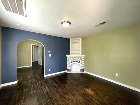 Duplex in Oklahoma City OK 1503 NW 46th Street 6.jpg