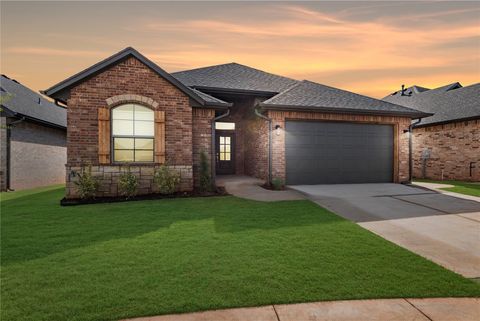 Single Family Residence in Tuttle OK 1220 Colonial Avenue.jpg