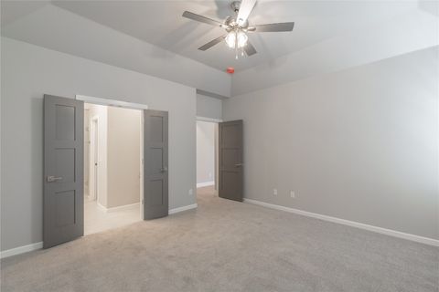 Single Family Residence in Tuttle OK 1220 Colonial Avenue 12.jpg