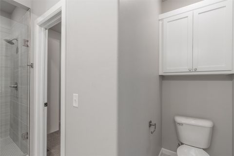 Single Family Residence in Tuttle OK 1220 Colonial Avenue 14.jpg