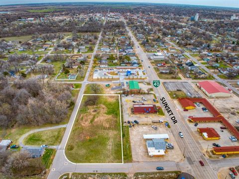 Unimproved Land in El Reno OK 1200 Sunset Drive.jpg