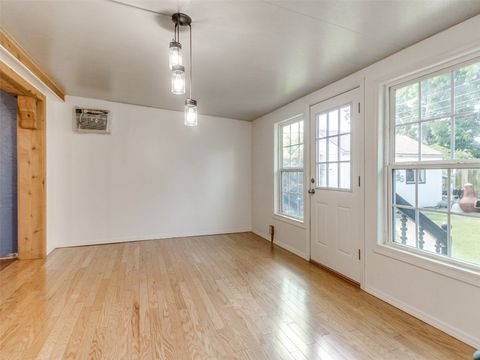 Single Family Residence in Oklahoma City OK 3208 NW 34th Street 30.jpg